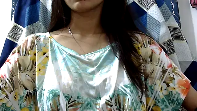 Riva arora01 online show from 17, 2, 2026