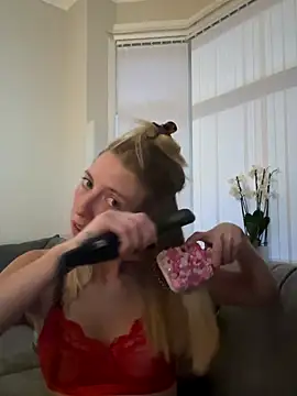 CheekyChelseaX online show from 7, 10, 2025