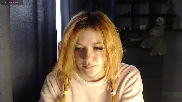   Elina   online show from 10, 10, 2025