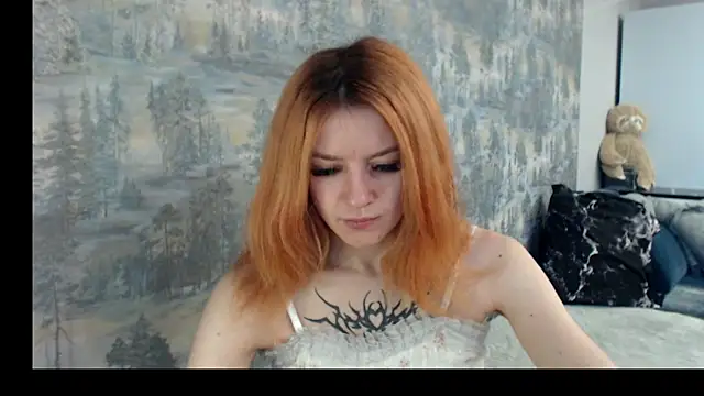   Elina   online show from 7, 10, 2025