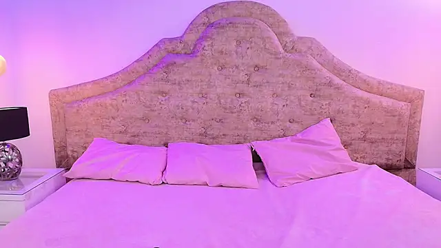 Snapshot of Sweet_1Angel chatting on 24, 10, 2025 Sweet 1Angel online show from 24, 10, 2025