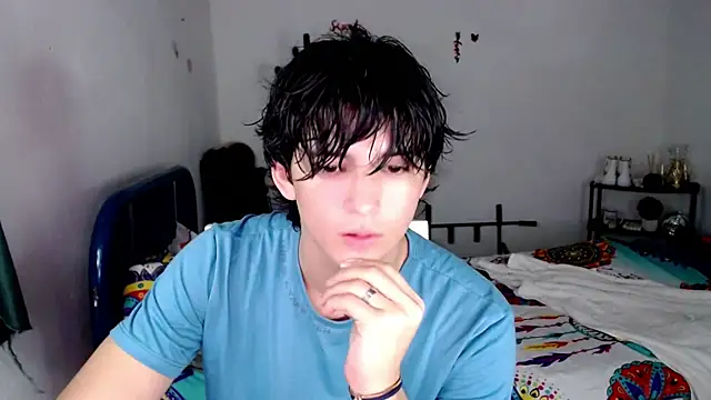 Snapshot of big_lunatic chatting on 21, 10, 2025 big lunatic online show from 21, 10, 2025