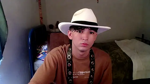 Snapshot of big_lunatic chatting on 2, 12, 2025 big lunatic online show from 2, 12, 2025