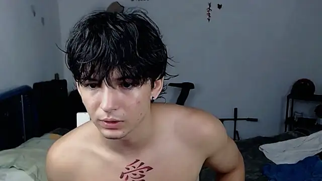 Snapshot of big_lunatic chatting on 4, 10, 2025 big lunatic online show from 4, 10, 2025