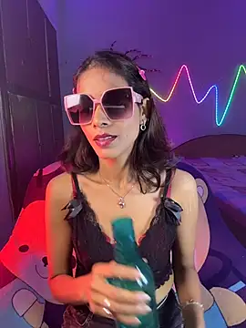 royeoy22 online show from 10, 7, 2026