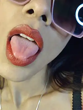 royeoy22 online show from 29, 5, 2026