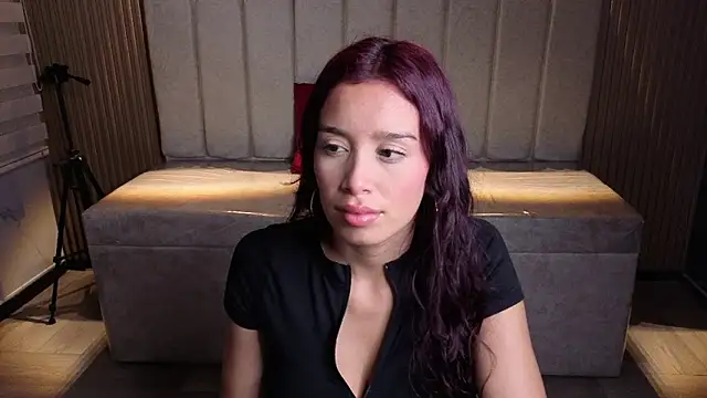  Mia Evans 1 online show from 11, 6, 2026