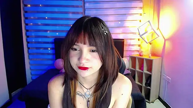  Charlotte Collins  online show from 10, 9, 2025