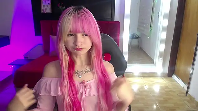 Snapshot of _Charlotte_Collins_ chatting on 30, 5, 2026 Charlotte Collins online show from 30, 5, 2026