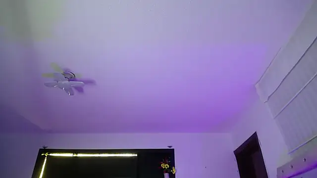  Charlotte Collins  online show from 12, 4, 2026