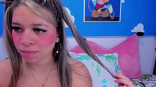 Snapshot of miss__evolet chatting on 17, 1, 2026 miss evolet online show from 17, 1, 2026