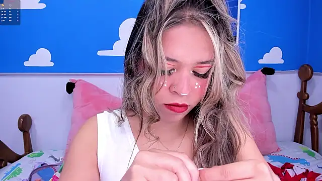 miss  evolet online show from 4, 3, 2026