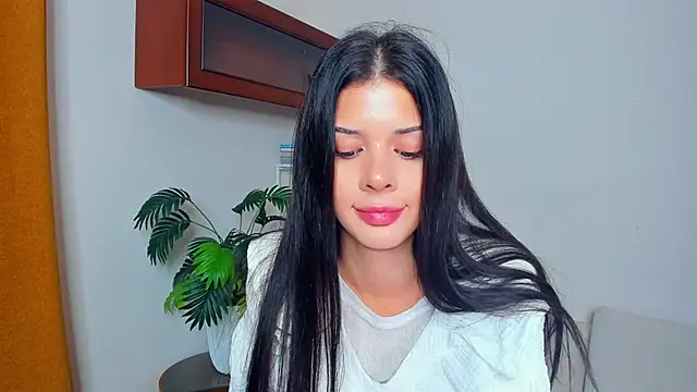 JoCauterucci online show from 11, 10, 2025