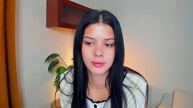 JoCauterucci online show from 2, 10, 2025