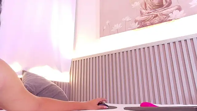 liz monserrat 1 online show from 30, 3, 2026