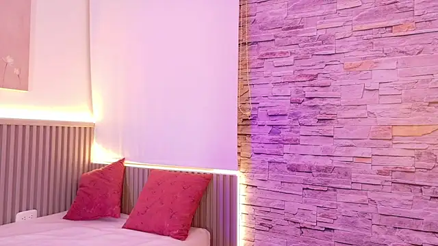 Snapshot of liz_monserrat_1 chatting on 18, 10, 2025 liz monserrat 1 online show from 18, 10, 2025