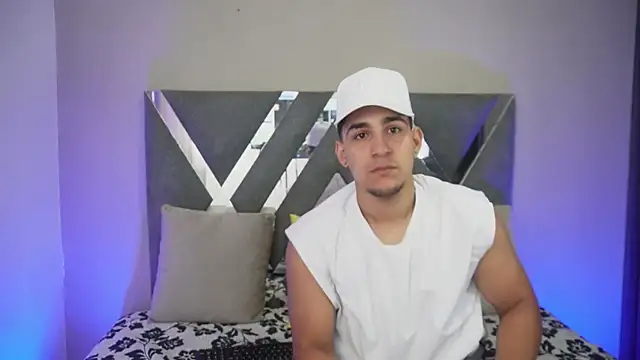 massimo vidal  online show from 1, 10, 2025