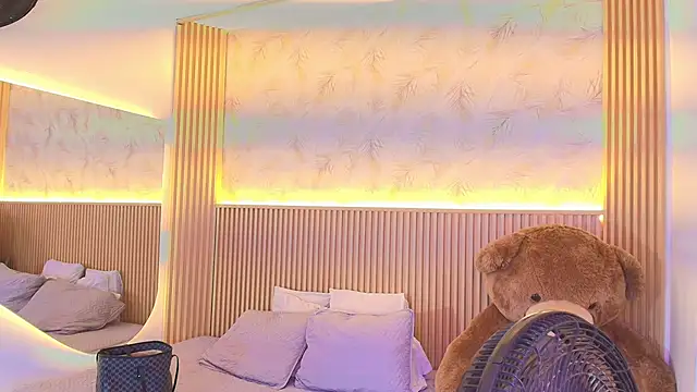 Liss-Reyes online show from 9, 3, 2026