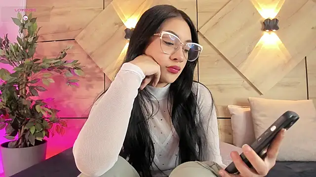 aylin rousse online show from 11, 10, 2025