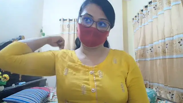 Elena cruz5 online show from 18, 5, 2026