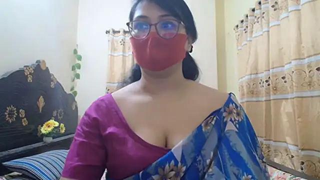 Elena cruz5 online show from 7, 5, 2026