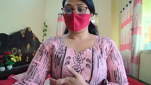 Elena cruz5 online show from 5, 3, 2026