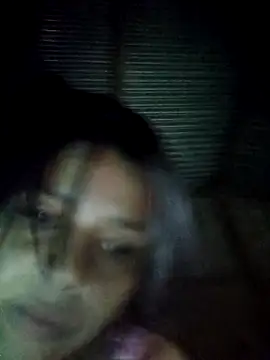 SaraBust online show from 4, 4, 2026