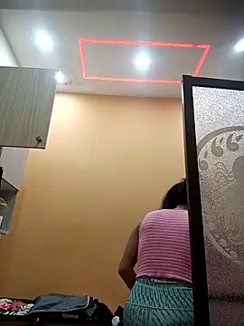 SaraBust online show from 23, 9, 2025