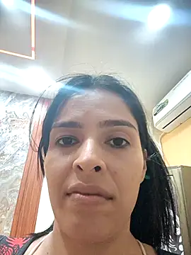 SaraBust online show from 23, 9, 2025