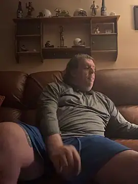 Stephanie1984 online show from 8, 4, 2026