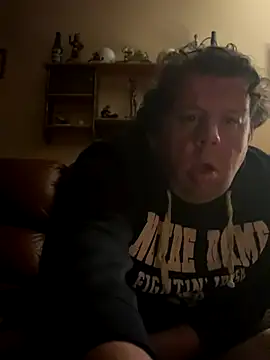 Stephanie1984 online show from 2, 11, 2025