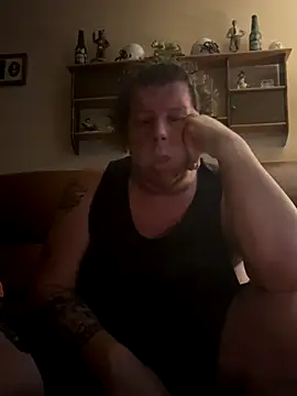 Stephanie1984 online show from 19, 10, 2025