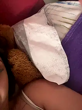 Snapshot of lulizoee chatting on 22, 12, 2025 lulizoee online show from 22, 12, 2025