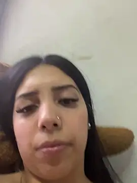 Snapshot of lulizoee chatting on 3, 10, 2025 lulizoee online show from 3, 10, 2025