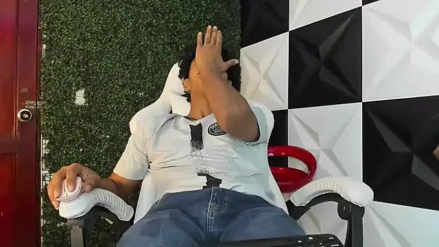 bull cam online show from 5, 11, 2025