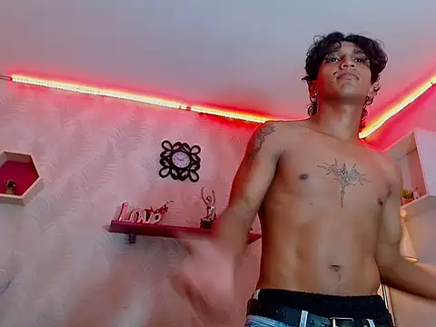 bull cam online show from 18, 10, 2025