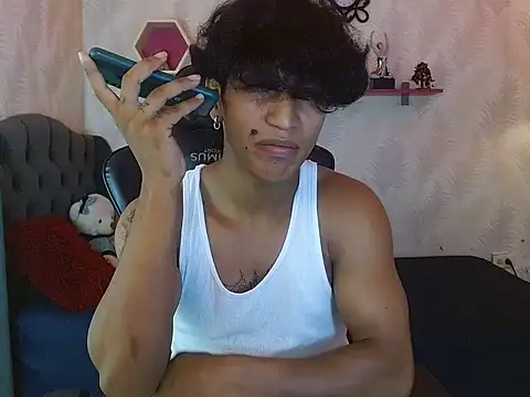 bull cam online show from 12, 11, 2025