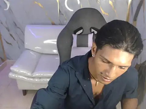 bull cam online show from 1, 10, 2025