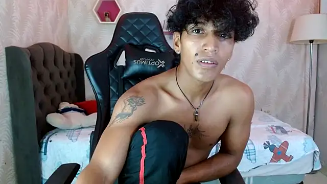 bull cam online show from 30, 10, 2025