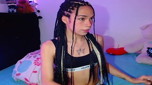 NathaliaPaz  online show from 10, 5, 2026