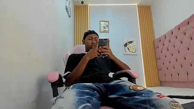 Jax Maliq online show from 11, 10, 2025