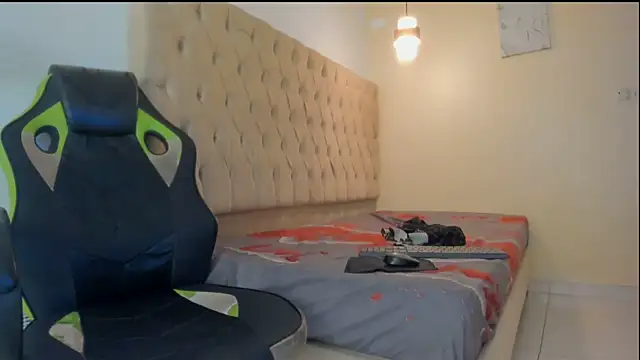 Jax Maliq online show from 5, 1, 2026