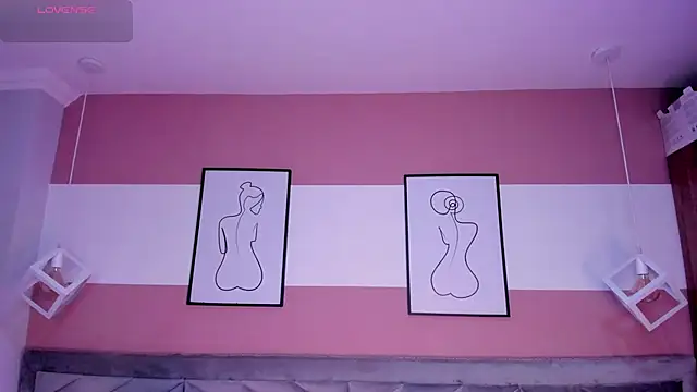 Mia Valentine  online show from 26, 11, 2025