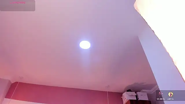 Mia Valentine  online show from 17, 11, 2025