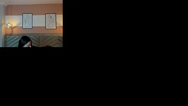 Mia Valentine  online show from 3, 12, 2025