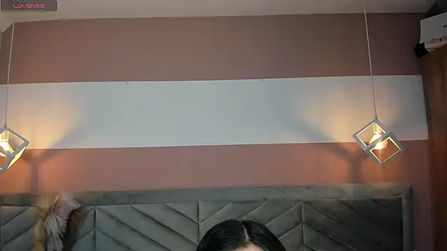 Mia Valentine  online show from 16, 10, 2025