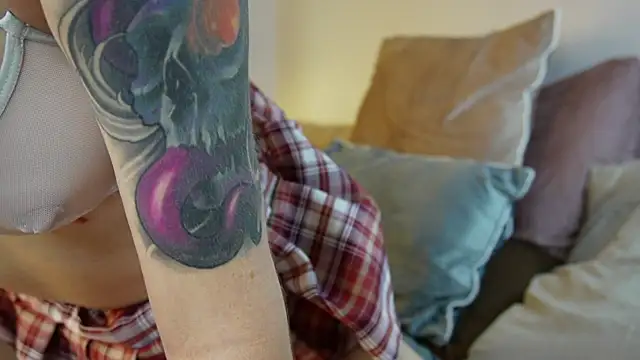 Takopi  online show from 2, 12, 2025