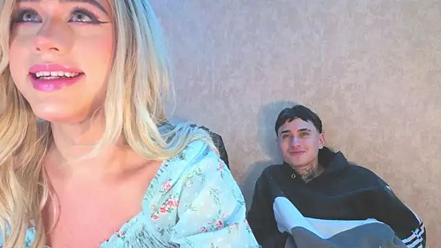 Snapshot of saraah_queen1 chatting on 25, 10, 2025 saraah queen1 online show from 25, 10, 2025