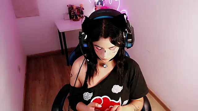 Lunyhose online show from 10, 4, 2026