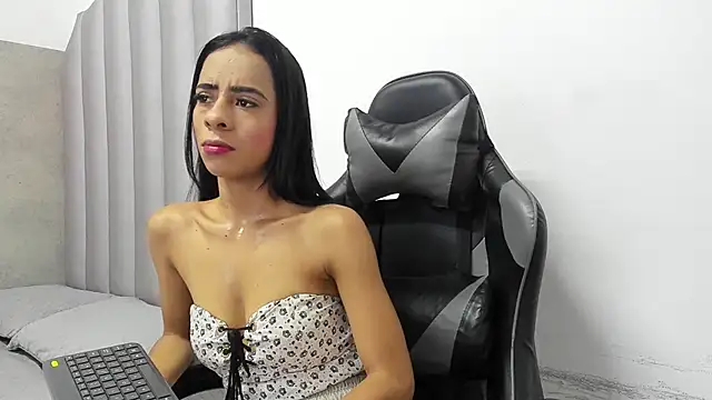 honny 23 online show from 11, 11, 2025